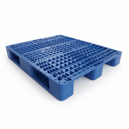 Heavy duty industrial pallet for warehouse storage and transport